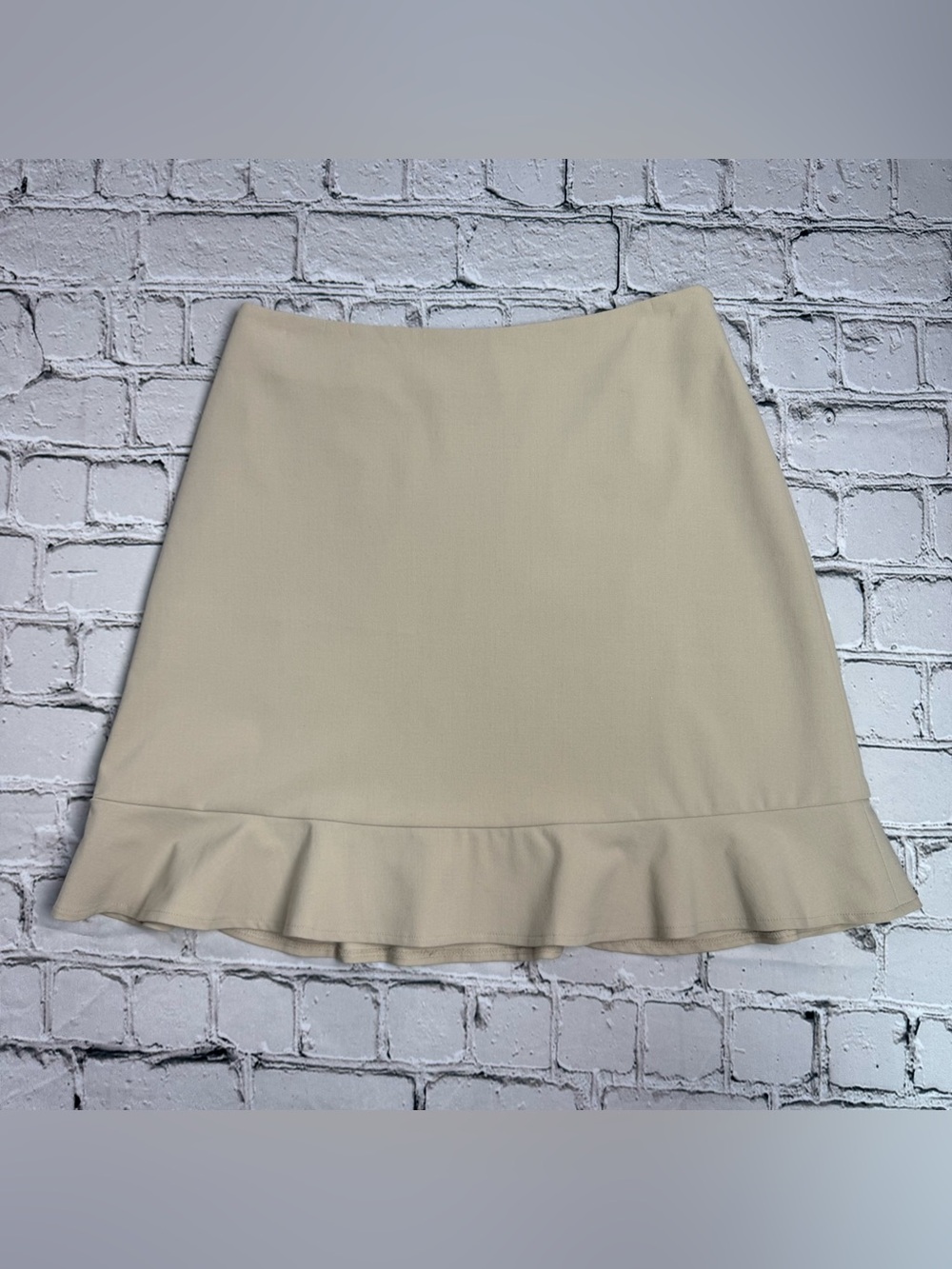 Vintage Y2K The Limited Khaki Cream Ruffle Hem Stretchy Mini Skirt Size 6 - Picture 1 of 8